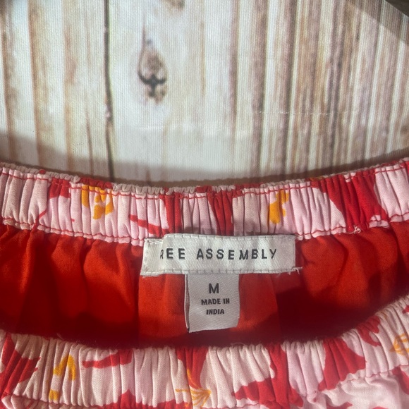Free Assembly Red Floral Fit And Flare Flutter Sleeve Mini Dress Med - Picture 2 of 4